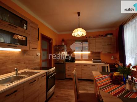 kuchyn | Prodej - dům/vila, 665 m²