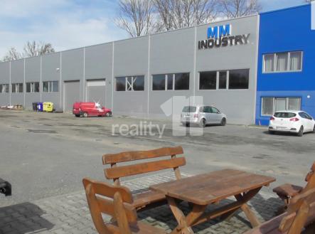 Prodej - komerční objekt, průmyslový areál, 5 225 m²