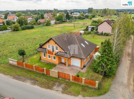 1 | Prodej - dům/vila, 208 m²