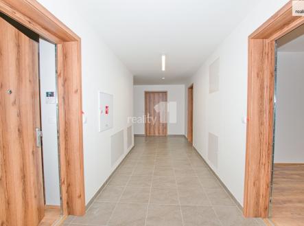 18 | Prodej bytu, 2+kk, 64 m²