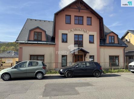 2 | Prodej - penzion, 611 m²