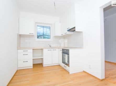 9 | Pronájem bytu, 1+kk, 34 m²