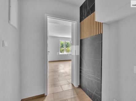 4 | Pronájem bytu, 2+kk, 43 m²