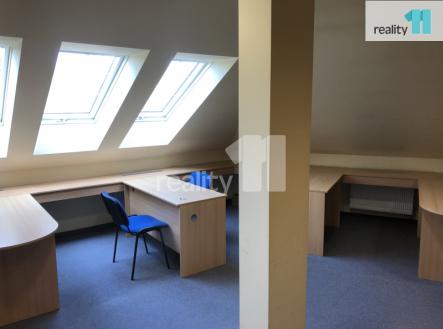3 | Pronájem - kanceláře, 33 m²