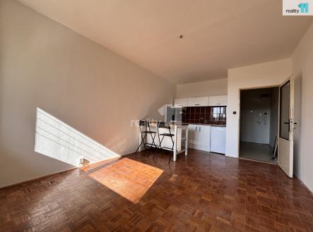 2 | Pronájem bytu, 1+kk, 27 m²