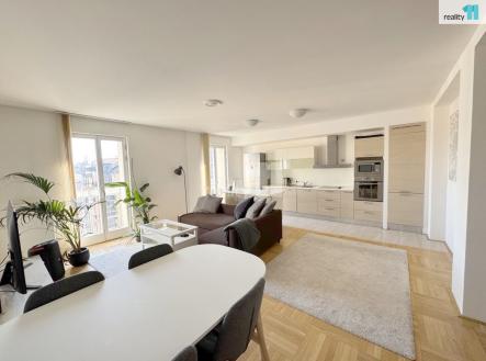 4 | Pronájem bytu, 3+kk, 106 m²