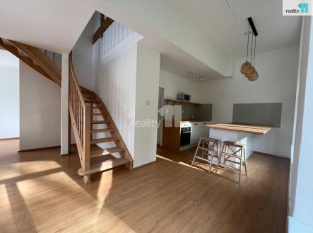 Pronájem bytu, 2+kk, 66 m² obrázek