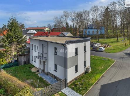 2 | Pronájem - dům/vila, 170 m²