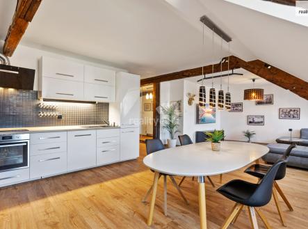 4 | Prodej bytu, 3+kk, 156 m²