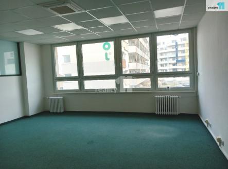 2 | Pronájem - kanceláře, 30 m²