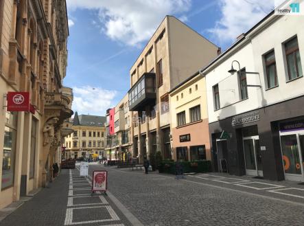 Kamenice | Prodej - komerční objekt, obchodní centrum, 824 m²