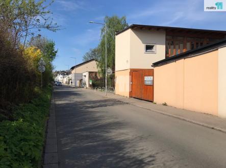 přístup 02 | Prodej - komerční objekt, obchodní centrum, 824 m²