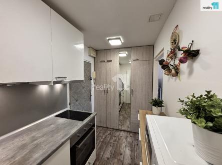3 | Pronájem bytu, 2+kk, 34 m²