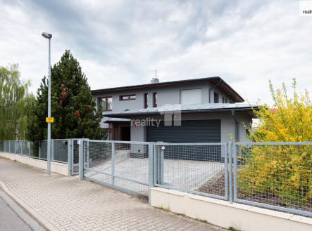1 | Prodej - dům/vila, 432 m²
