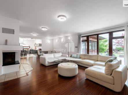 3 | Prodej - dům/vila, 432 m²