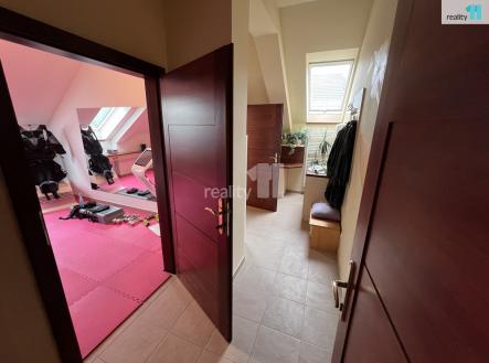 2 | Pronájem - obchodní prostor, 10 m²