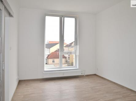 3 | Pronájem bytu, 1+1, 34 m²