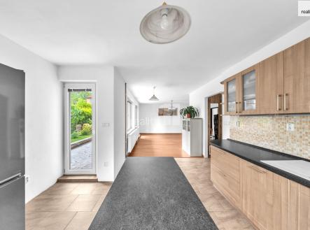 3 | Prodej - dům/vila, 176 m²