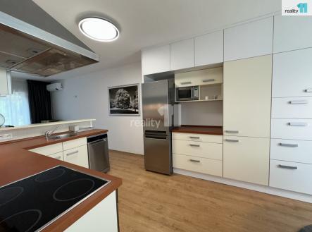 4 | Prodej - dům/vila, 95 m²