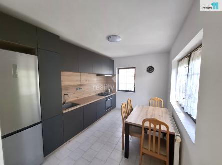 3 | Prodej - dům/vila, 156 m²