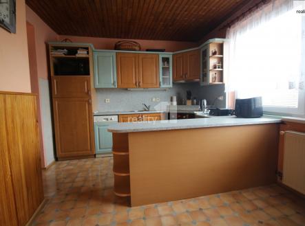 3 | Prodej - dům/vila, 709 m²