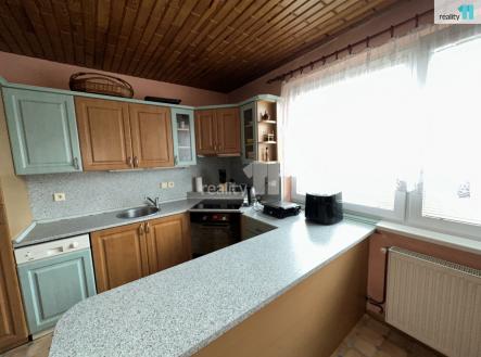 4 | Prodej - dům/vila, 709 m²