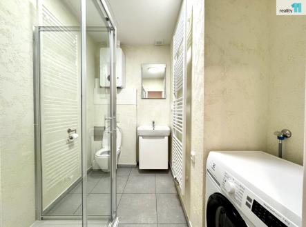 2 | Pronájem bytu, 2+kk, 43 m²
