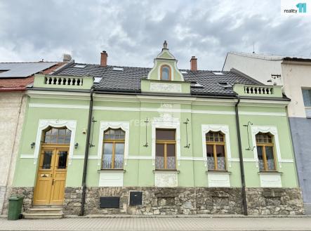 1 | Pronájem bytu, 6+kk, 150 m²