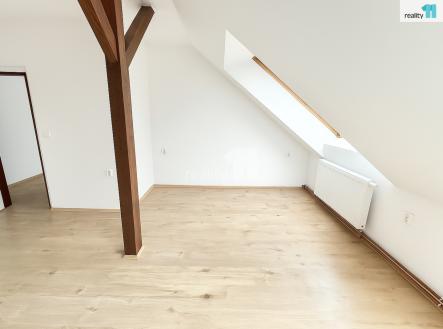 4 | Pronájem bytu, 6+kk, 150 m²