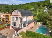 Prodej - dům/vila, 396 m²