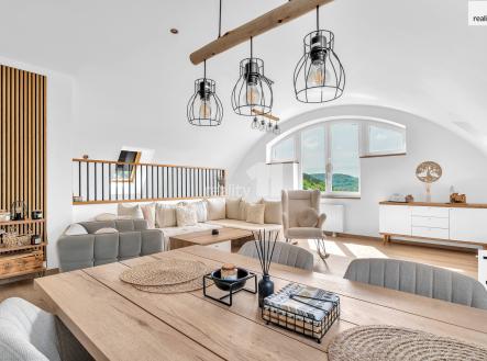 2 | Prodej - dům/vila, 396 m²