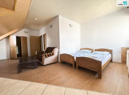 1 | Pronájem bytu, 2+kk, 35 m²