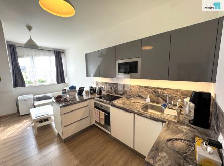 2 | Pronájem bytu, 2+kk, 48 m²