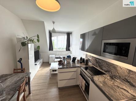 3 | Pronájem bytu, 2+kk, 48 m²