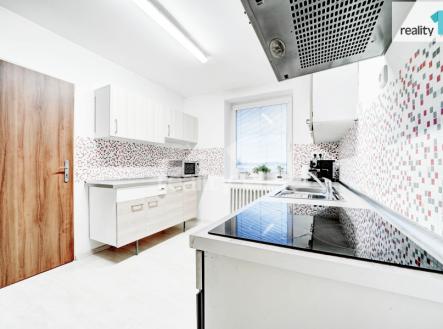 4 | Pronájem bytu, 4+kk, 290 m²
