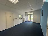 Pronájem - komerční objekt, administrativní budova, 373 m²
