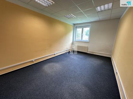 2 | Pronájem - komerční objekt, administrativní budova, 373 m²