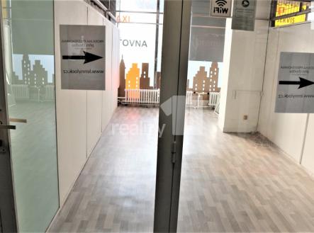 2 | Pronájem - obchodní prostor, 40 m²