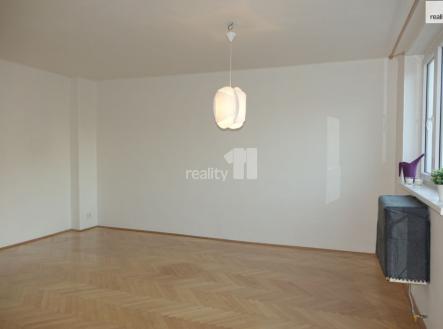 3 | Pronájem bytu, 1+kk, 40 m²