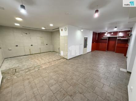2 | Pronájem - obchodní prostor, 99 m²