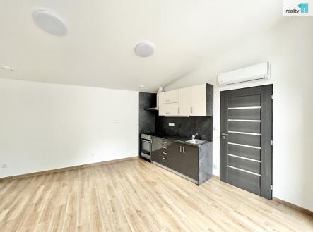 4 | Prodej bytu, 1+1, 34 m²