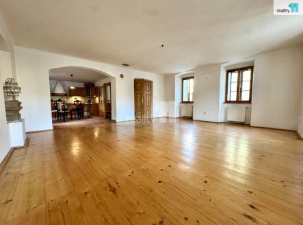 3 | Pronájem - komerční objekt, výroba, 1 027 m²