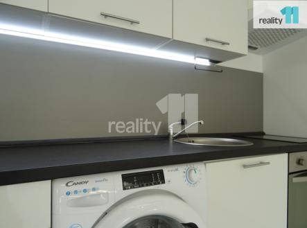 1 | Pronájem bytu, 1+kk, 30 m²