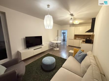 4 | Pronájem bytu, 2+kk, 56 m²