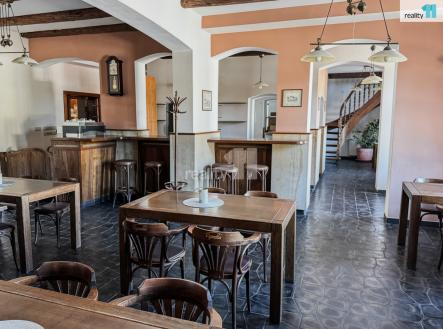4 | Prodej - restaurace, 541 m²