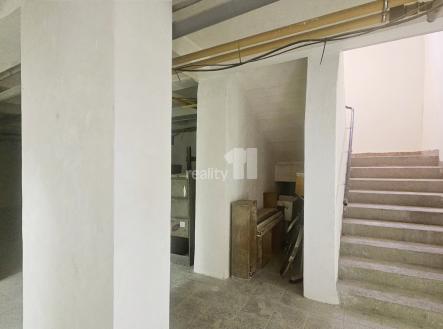 3 | Pronájem - obchodní prostor, 160 m²