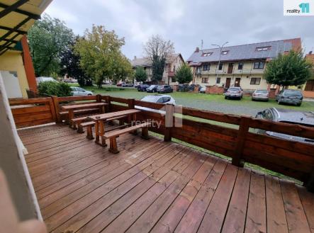 3 | Pronájem - obchodní prostor, 100 m²