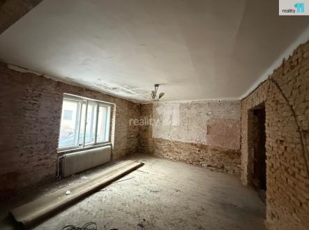 4 | Prodej - dům/vila, 179 m²