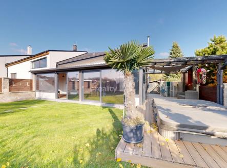 1 | Prodej - dům/vila, 140 m²