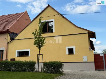 1 | Prodej - dům/vila, 383 m²